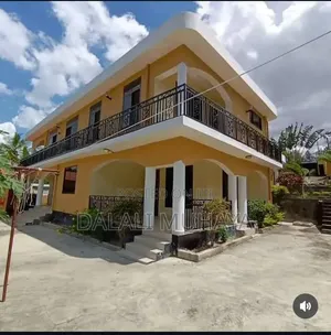 6bdrm Bungalow in Msuguri Street, Mbezi for sale