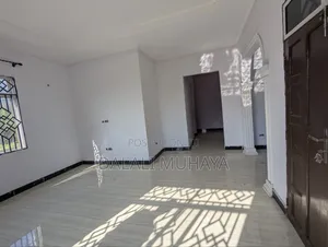 3bdrm House in Njia 4 Kwa Muhaya, Kitunda for sale
