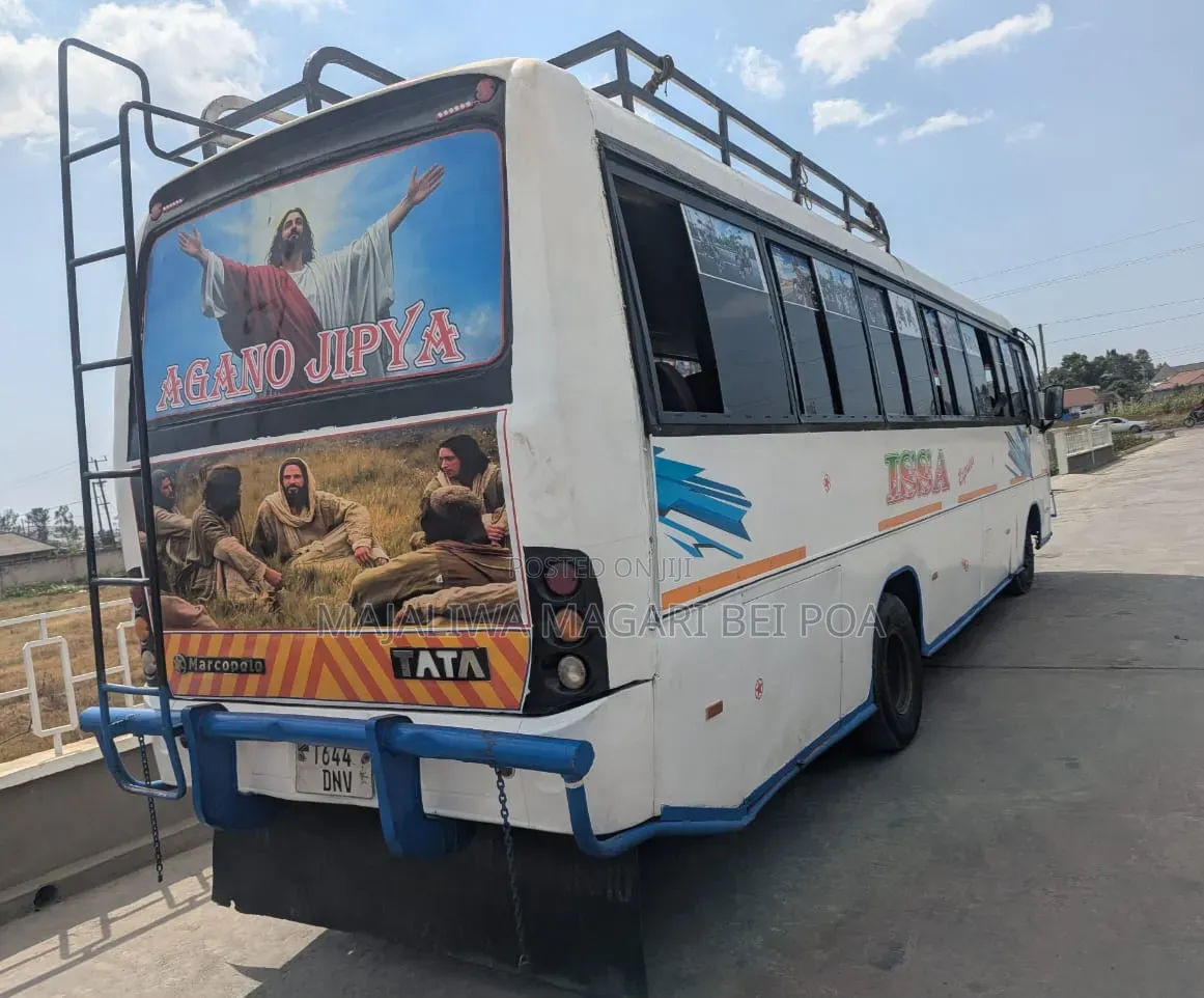 Tata LP 2010 White