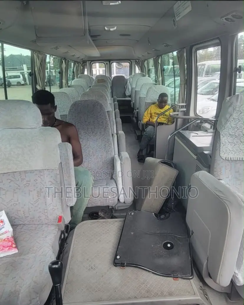 Toyota Coaster 2006 White