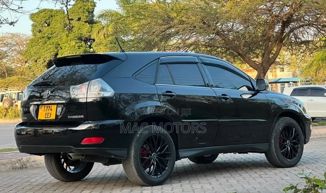 Toyota Harrier 2.4 2005 Black