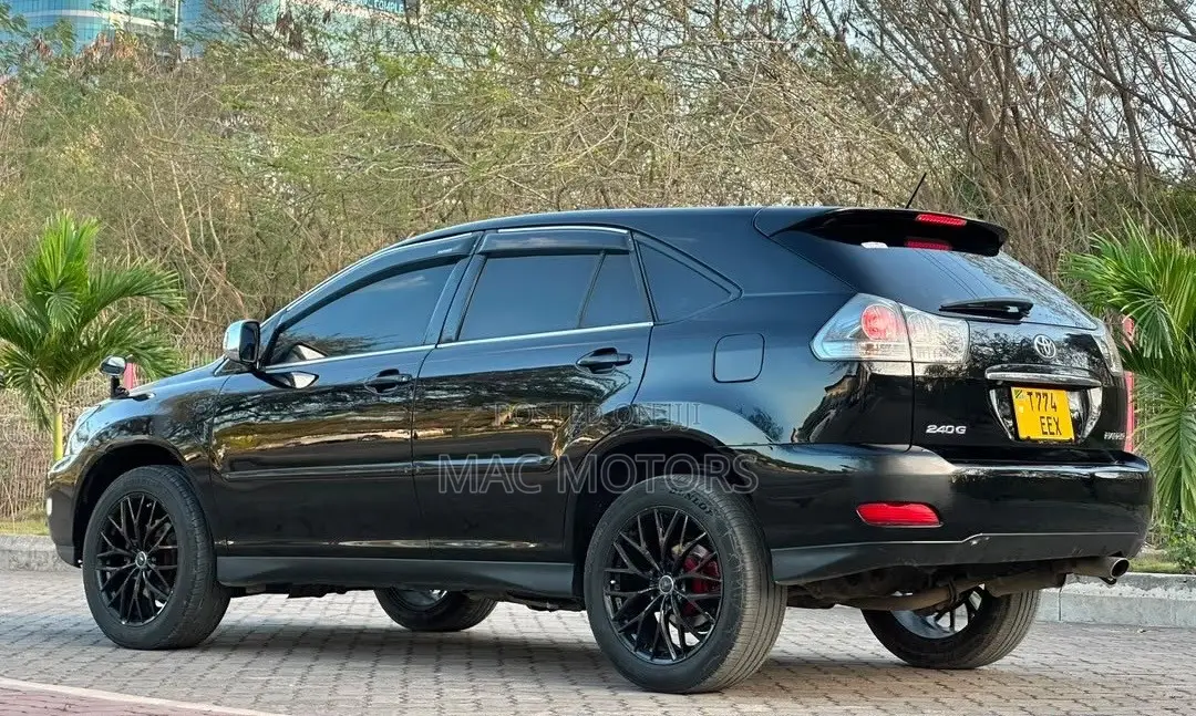 Toyota Harrier 2.4 2005 Black