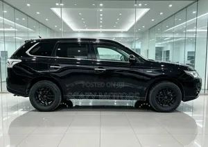 Mitsubishi Outlander 2015 Black