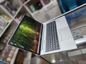 Laptop HP EliteBook 850 G8 8GB Intel Core i7 SSD 256GB