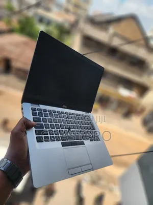 Laptop Dell Latitude 5410 8GB Intel Core i7 SSD 256GB