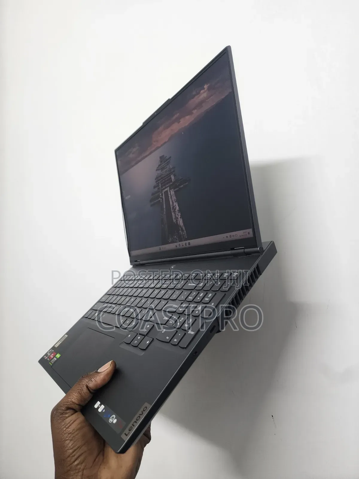 New Laptop Lenovo Legion 9 32GB AMD Ryzen 9 SSD 512GB