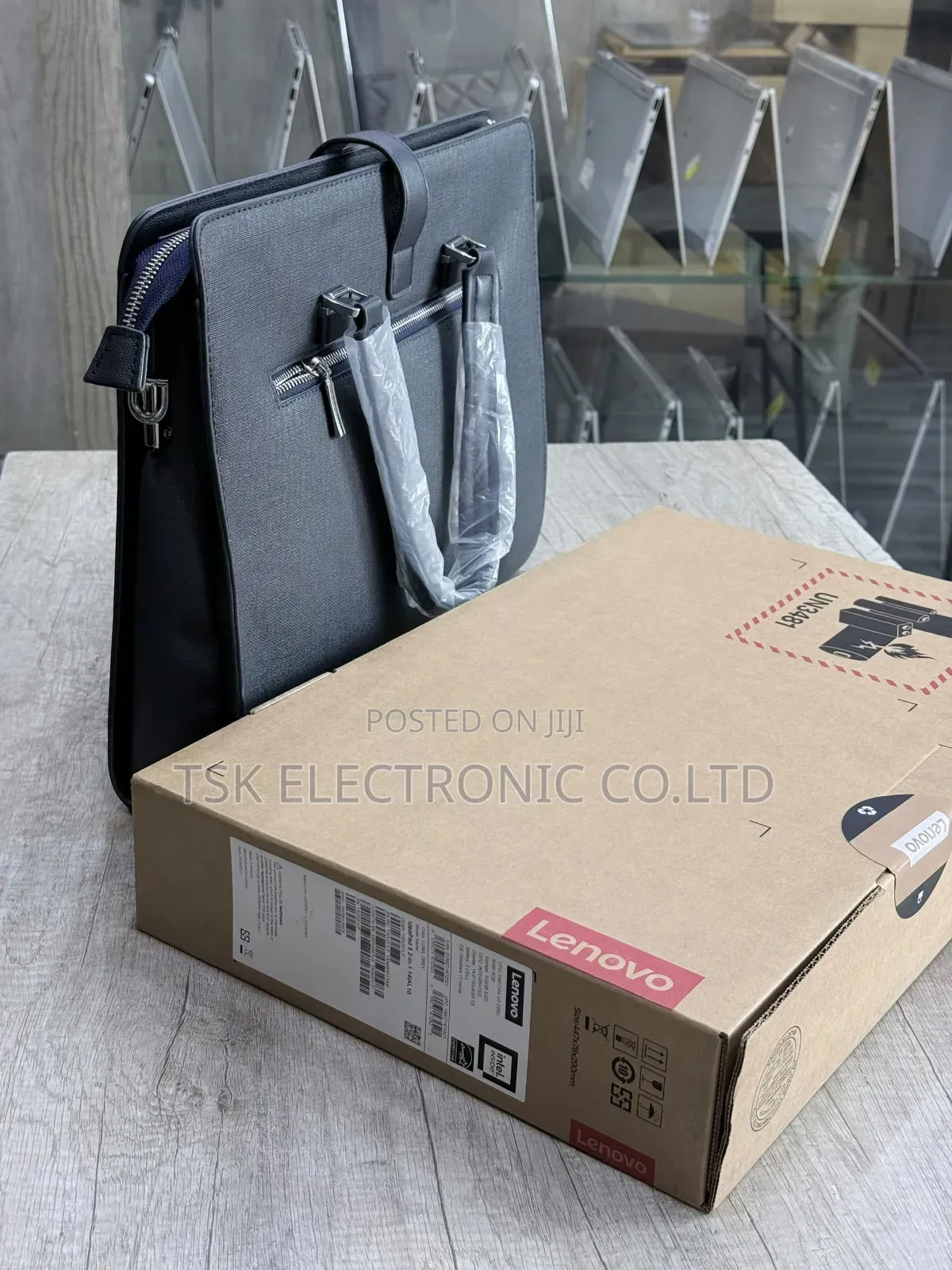 New Laptop Lenovo ThinkPad T22 8GB Intel Core Ultra 5 SSD 512GB
