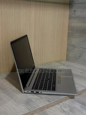New Laptop HP EliteBook 840 10 16GB Intel Core i5 SSD 512GB