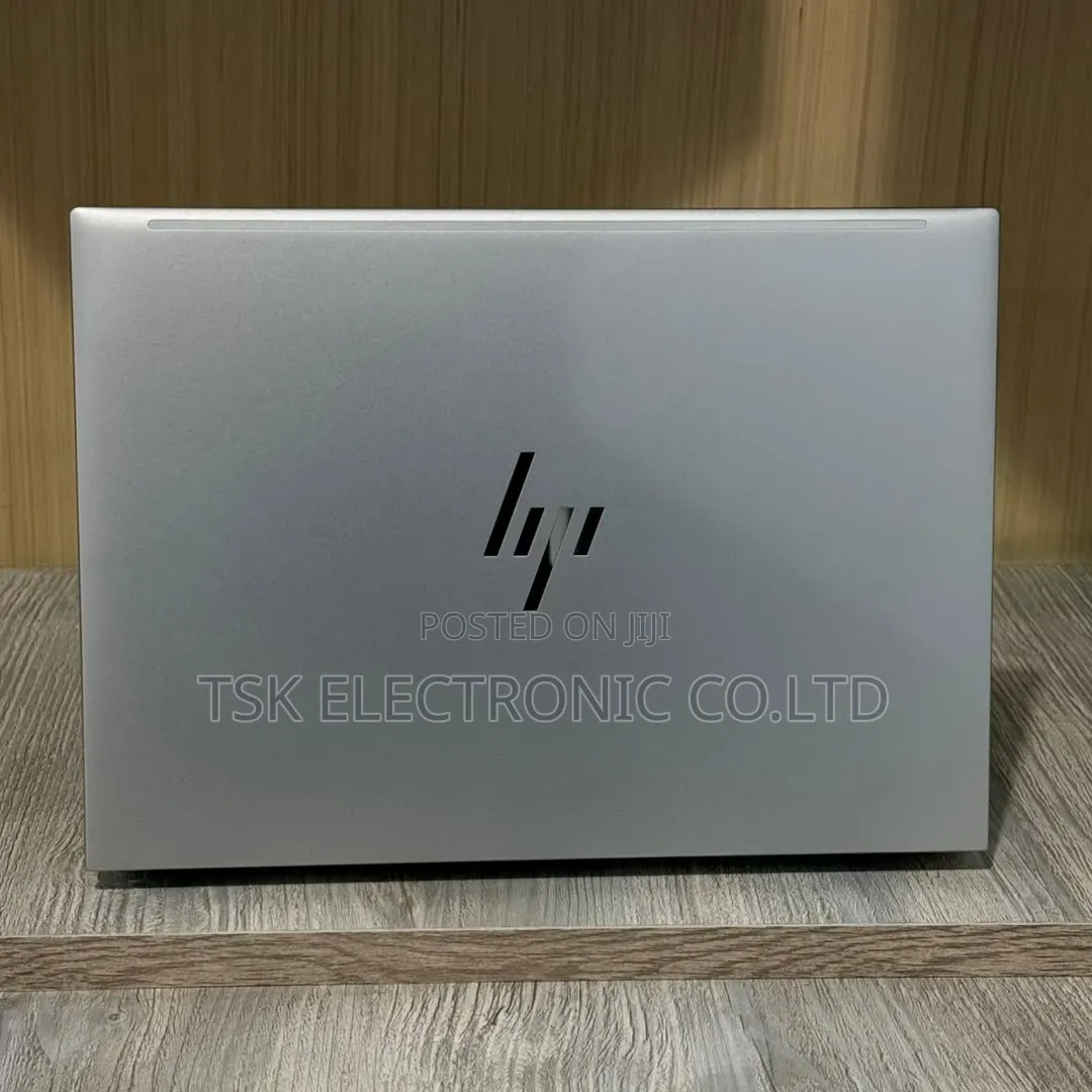 New Laptop HP EliteBook 840 10 16GB Intel Core i5 SSD 512GB