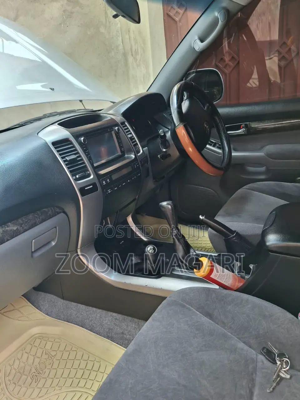 Toyota Land Cruiser Prado 2009 Silver