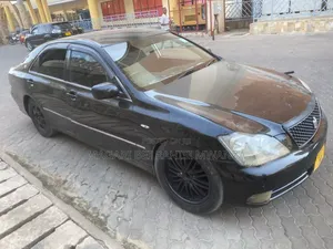Toyota Crown 2006 Black
