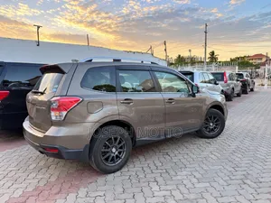 Subaru Forester 2.5i AWD 2016 Gray