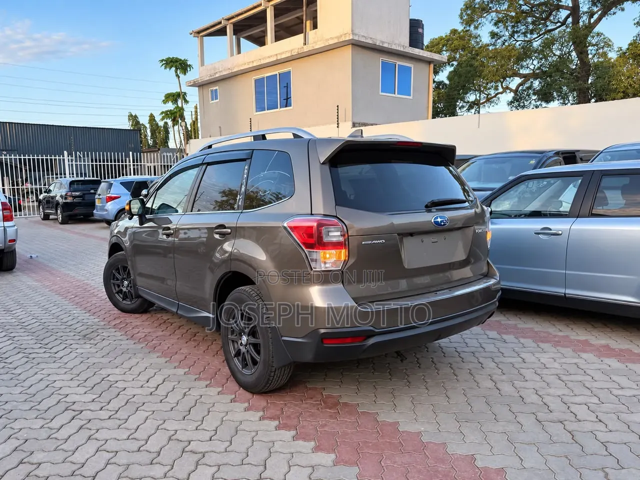Subaru Forester 2.5i AWD 2016 Gray