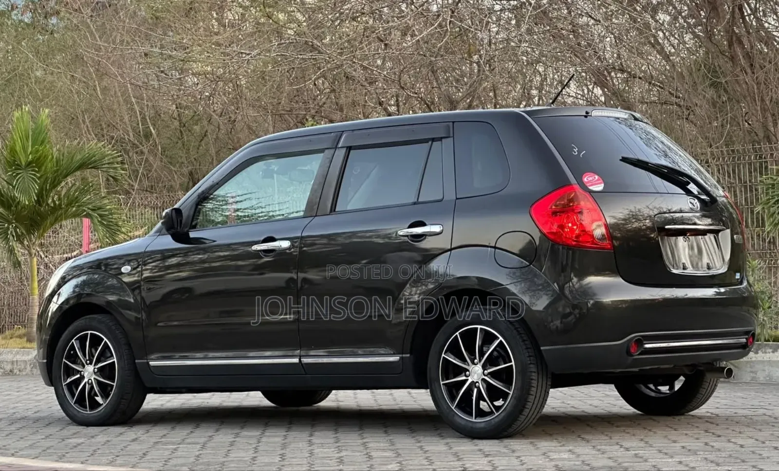 Mazda Verisa 2013 Black