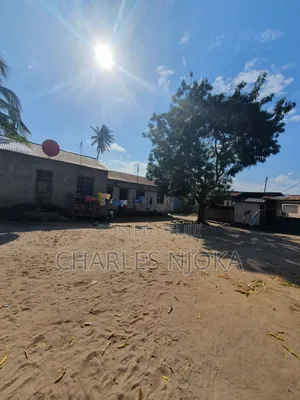 8bdrm House in Chama, Ukonga for sale