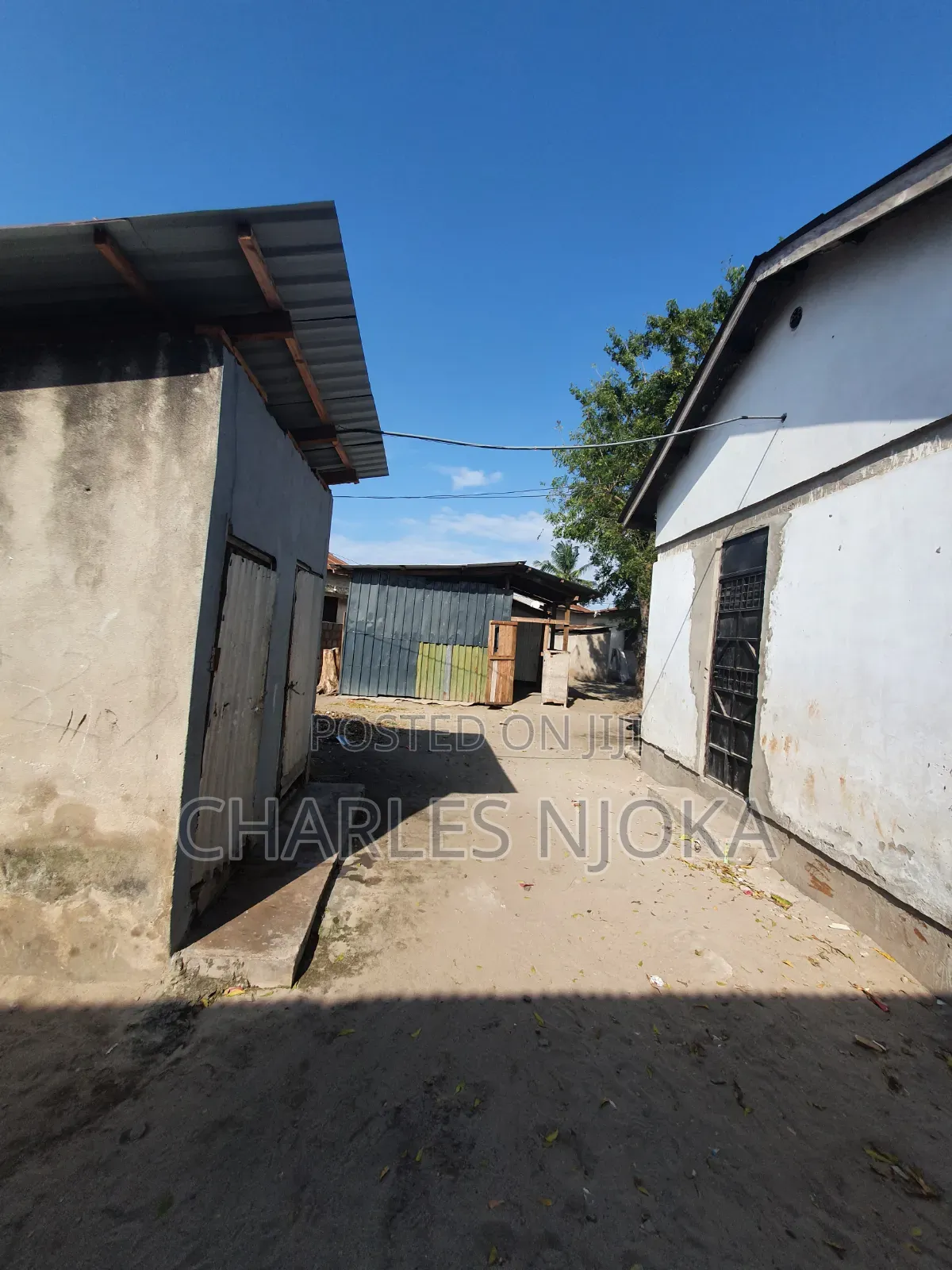 8bdrm House in Chama, Ukonga for sale