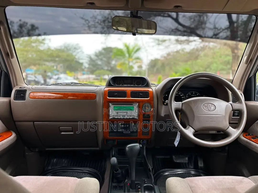 Toyota Land Cruiser Prado 2002 Silver