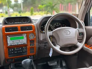 Toyota Land Cruiser Prado 2002 Silver