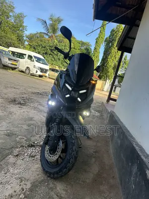 Voge 300AC 2026 Black