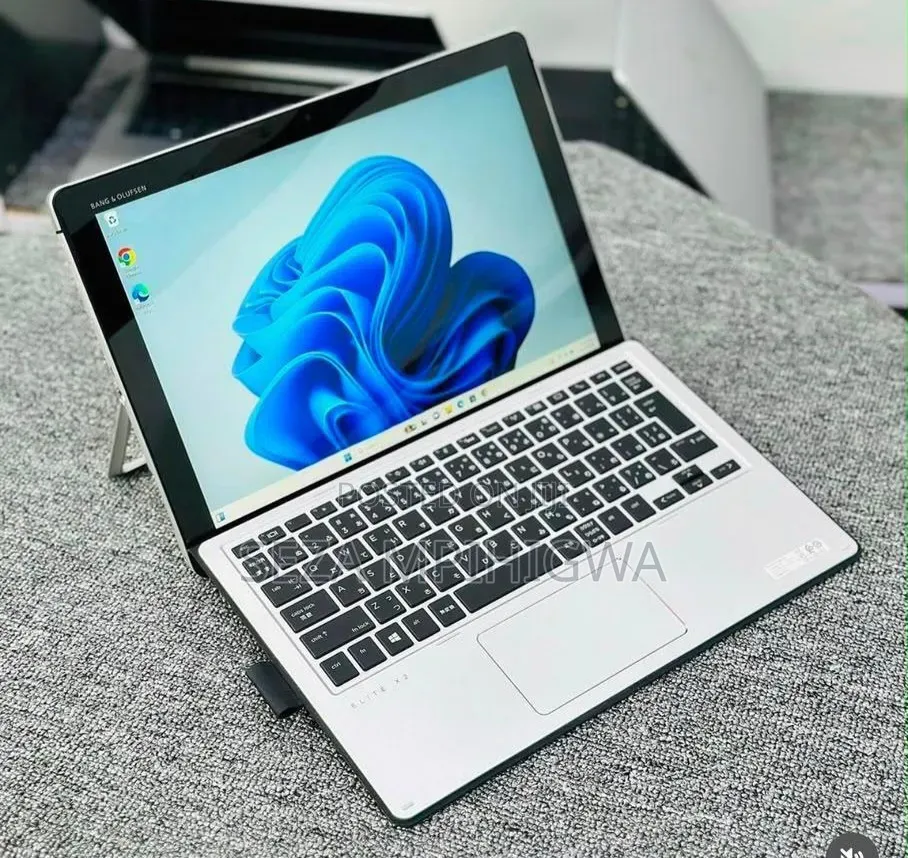 Laptop HP Elite X2 1012 G2 8GB Intel Core i5 SSD 256GB