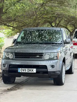 Land Rover Discovery 2011 Gray
