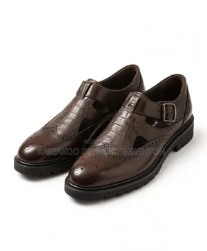 Brown Crocodile Texture Buclkel Shoes