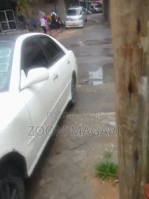Toyota Mark II 2002 White