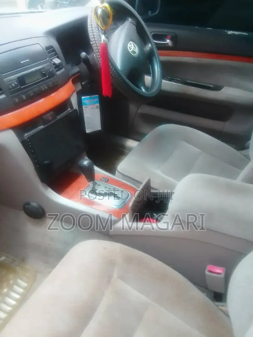 Toyota Mark II 2002 White