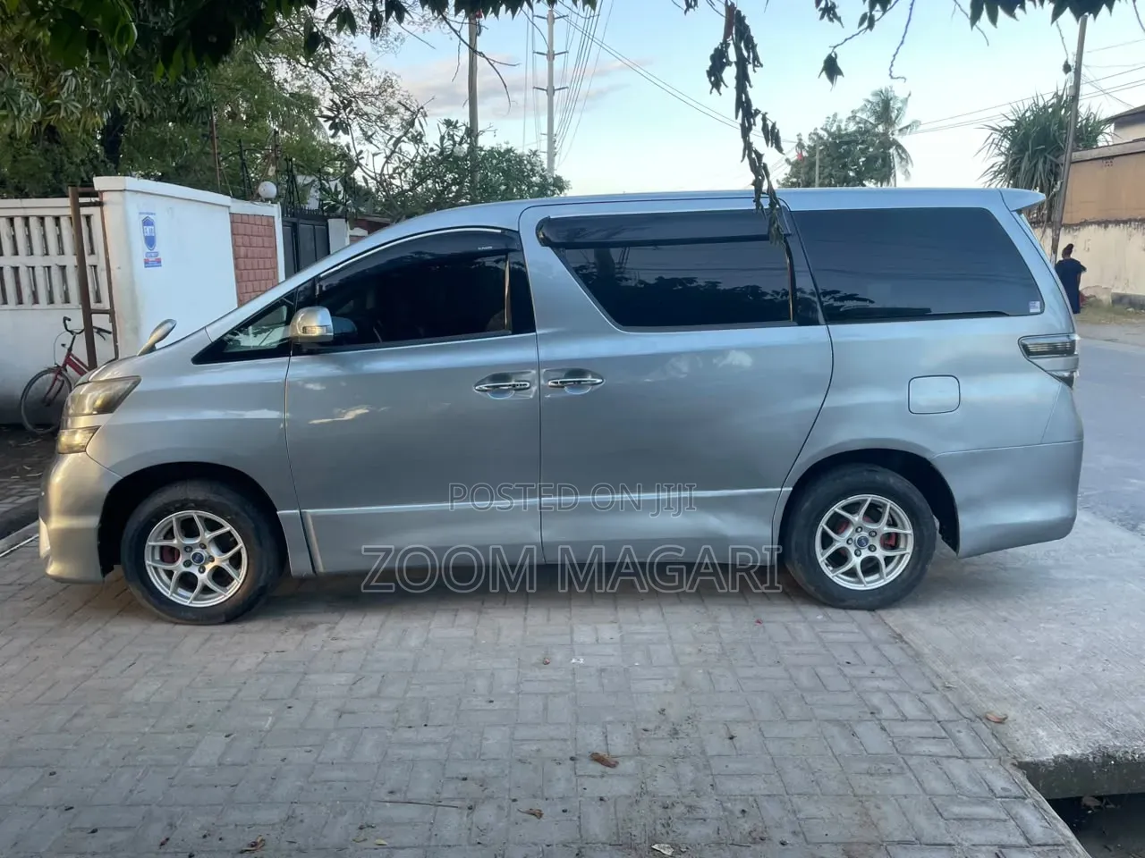 Toyota Alphard 2008 Gray