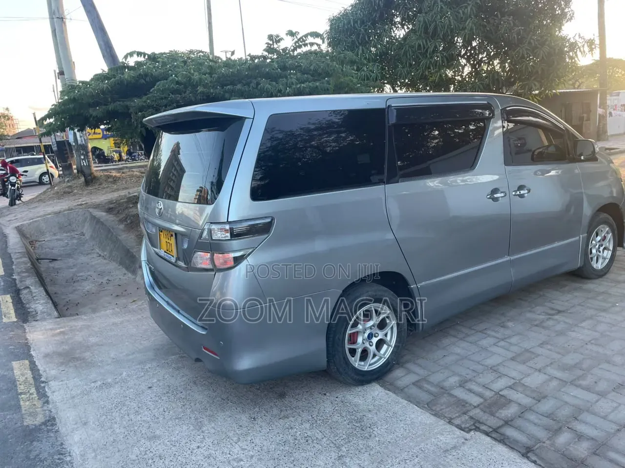 Toyota Alphard 2008 Gray