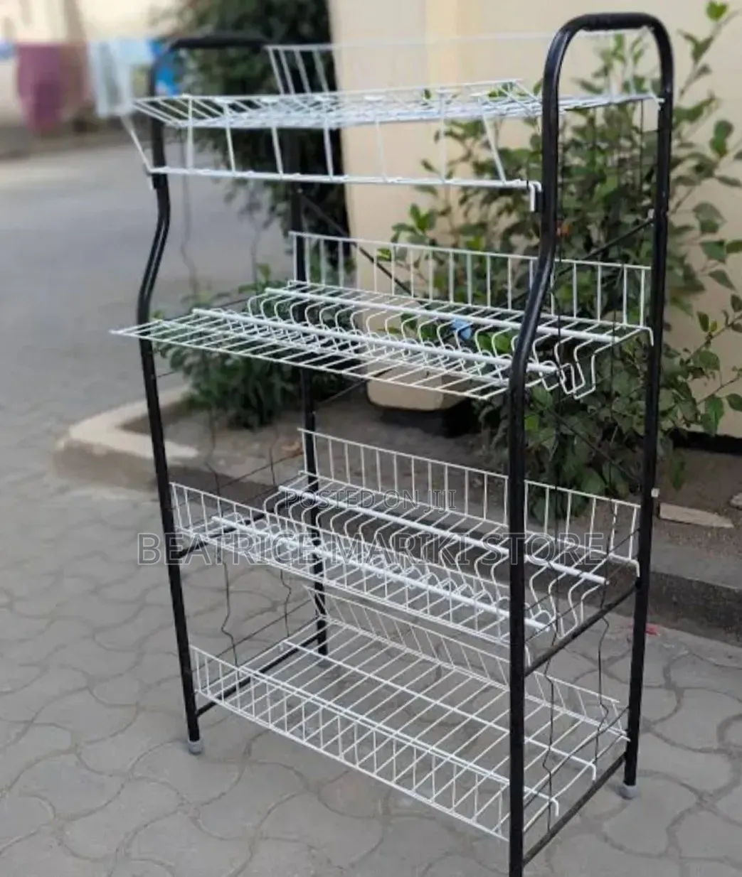 Hanger Ya Vyombo