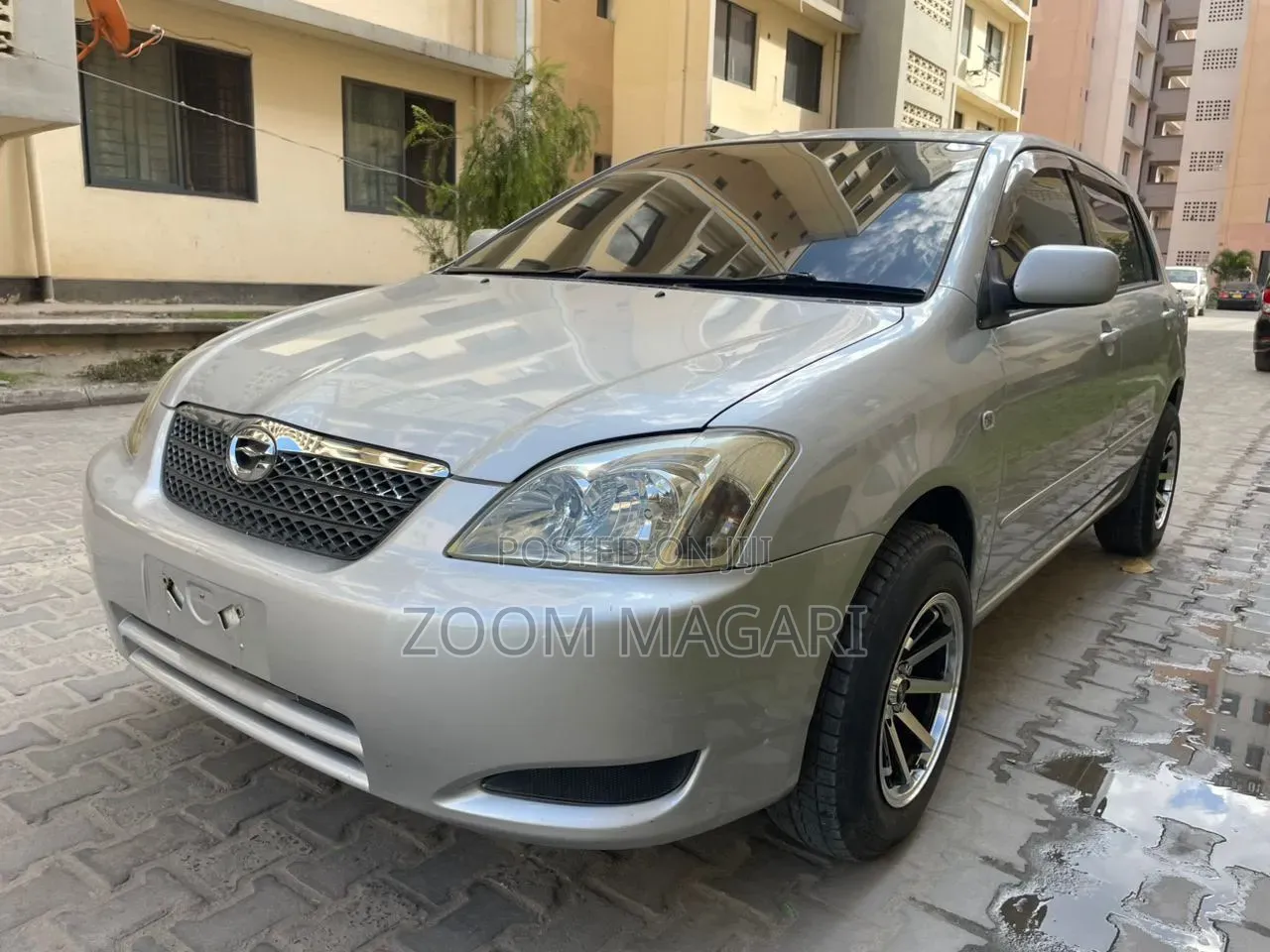 Toyota Corolla RunX 2004 Silver