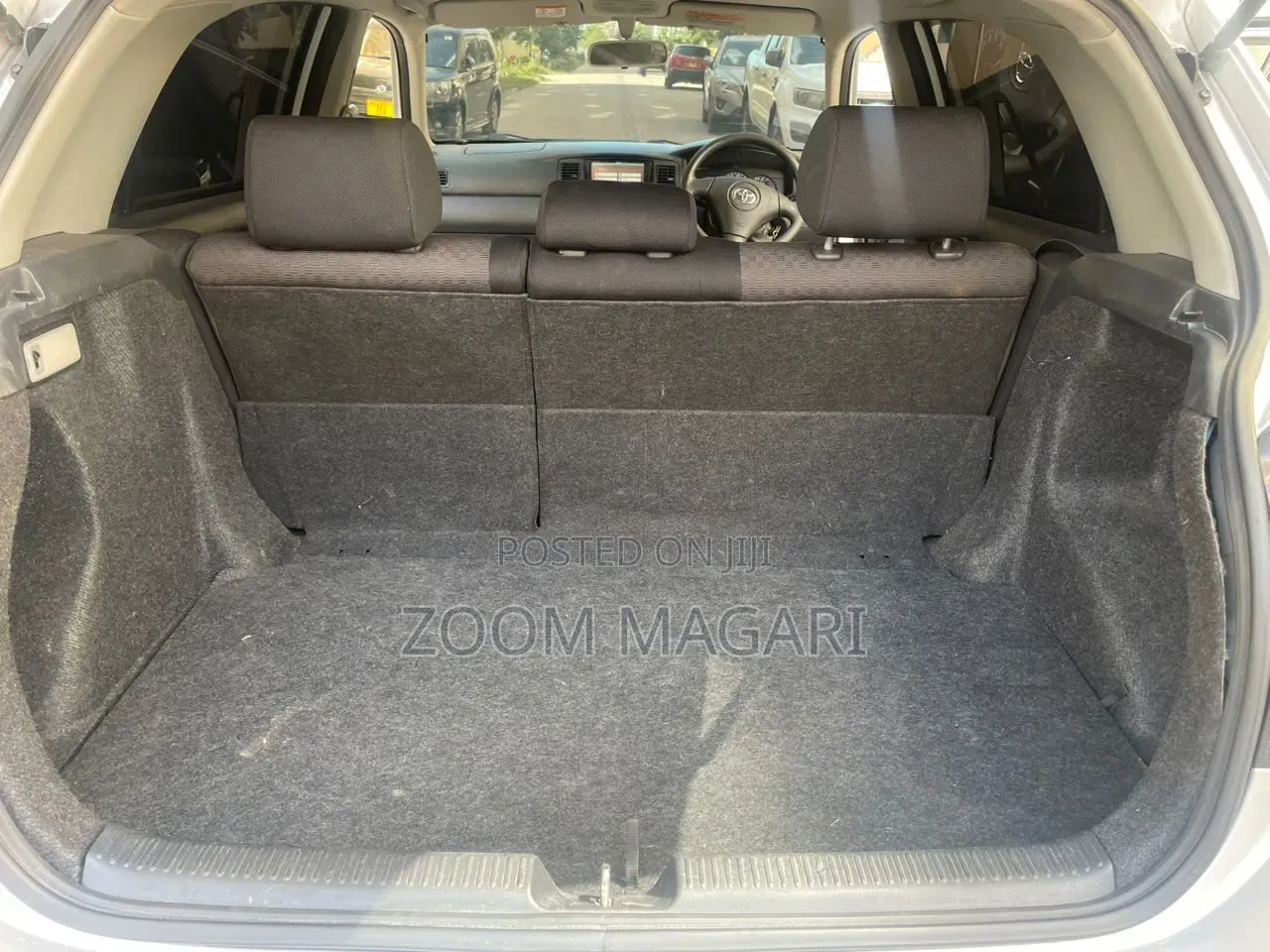Toyota Corolla RunX 2004 Silver