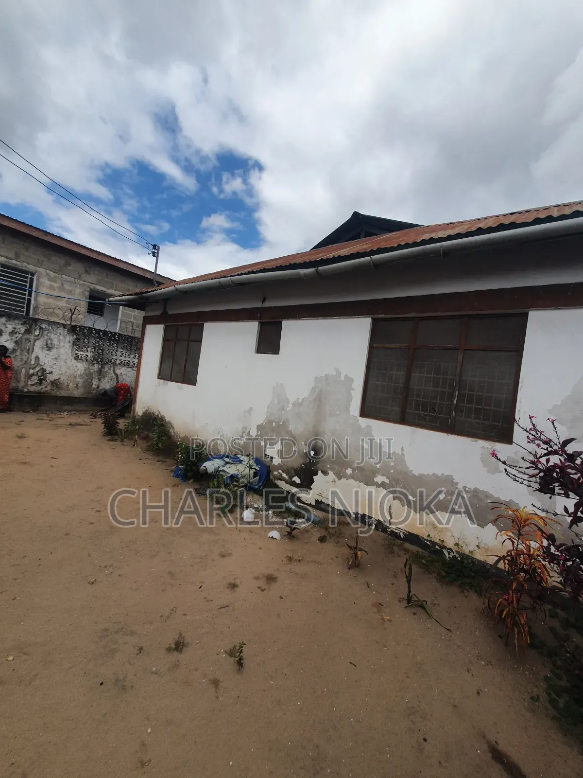 Furnished 5bdrm House in Moshi Bar Machimbo, Ukonga for sale
