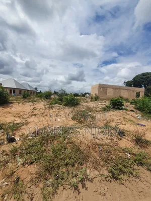 Viwanja Double Sehemu Kavu Na Ya Juu Sqm400 Kinauzwa