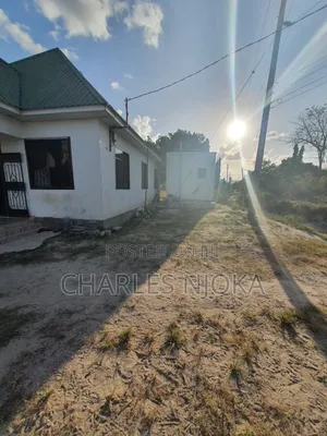 Furnished 6bdrm House in Halisi, Ukonga for sale