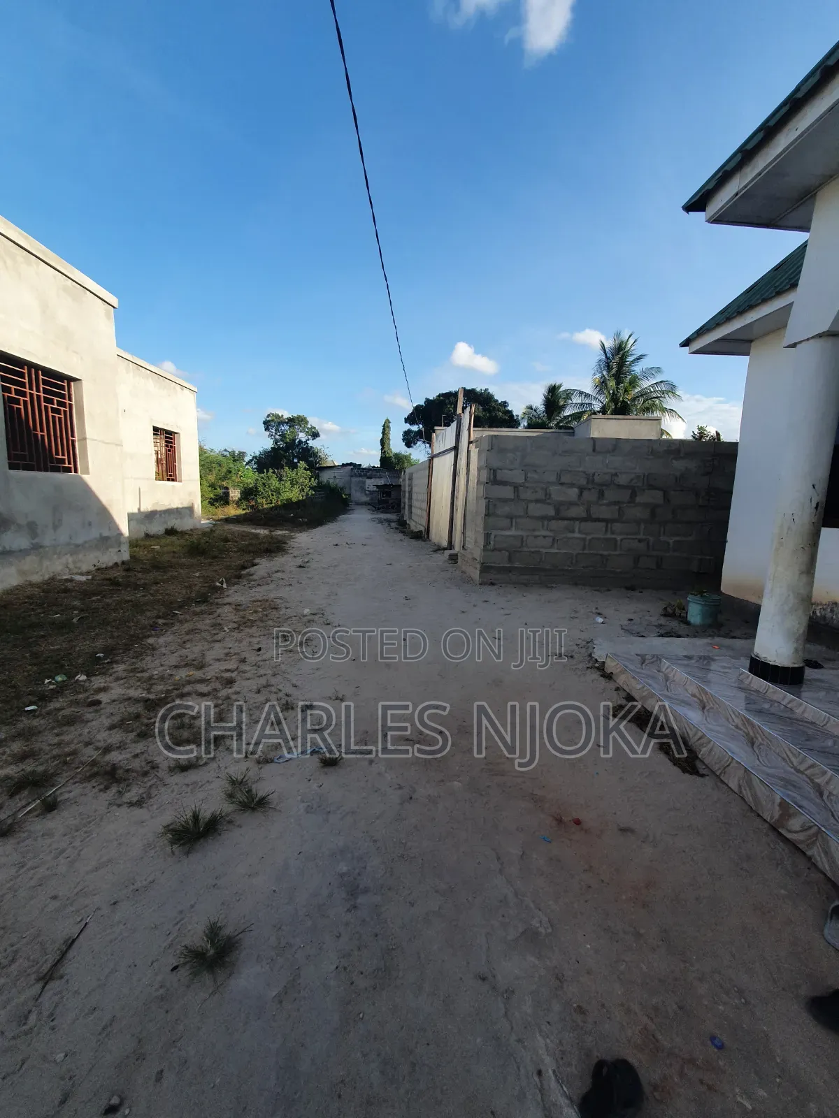 Furnished 6bdrm House in Halisi, Ukonga for sale