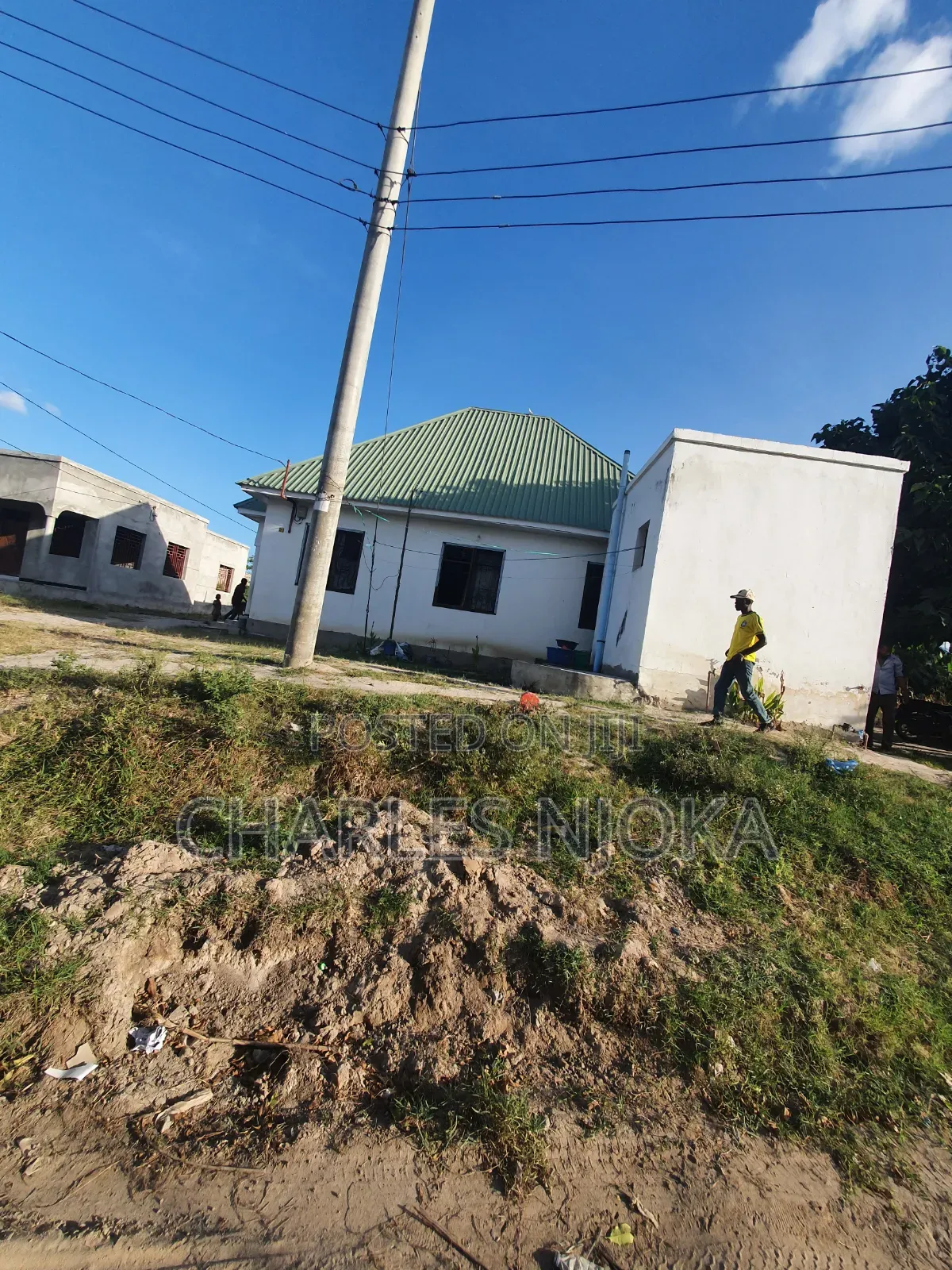 Furnished 6bdrm House in Halisi, Ukonga for sale