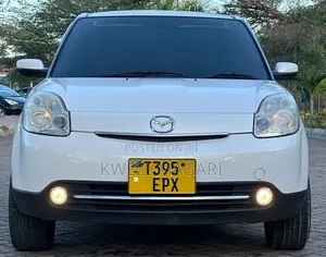 Mazda Verisa 2007 White