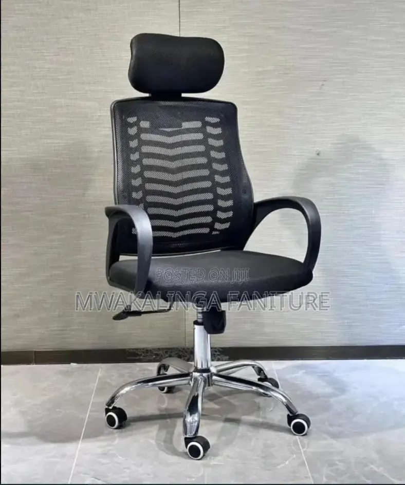 Black Egnomic Chair