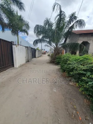 Furnished 6bdrm House in Msalaba Mwekundu, Ukonga for sale
