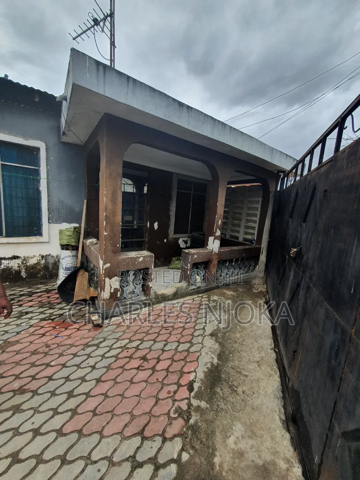 Furnished 6bdrm House in Msalaba Mwekundu, Ukonga for sale