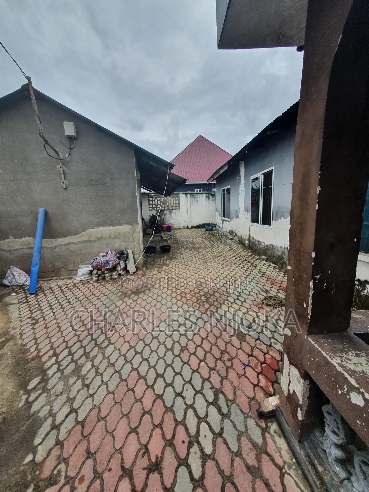 Furnished 6bdrm House in Msalaba Mwekundu, Ukonga for sale