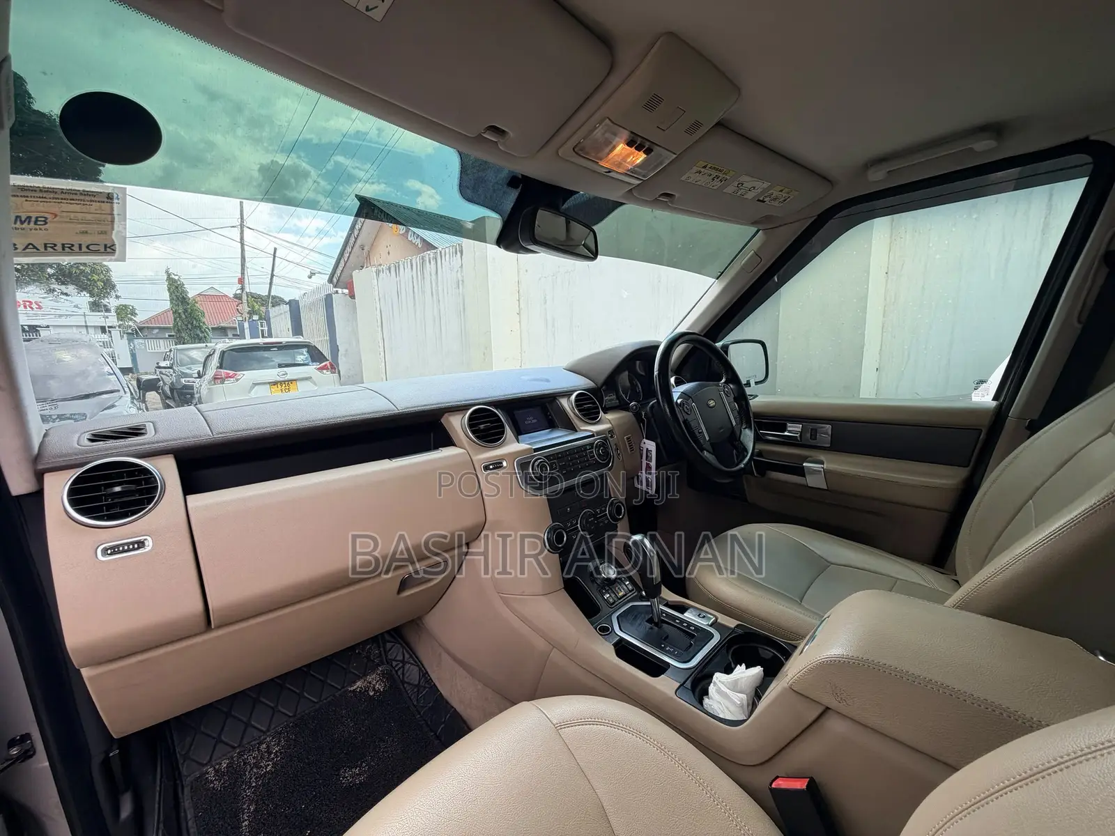 Land Rover Discovery 2012 Silver