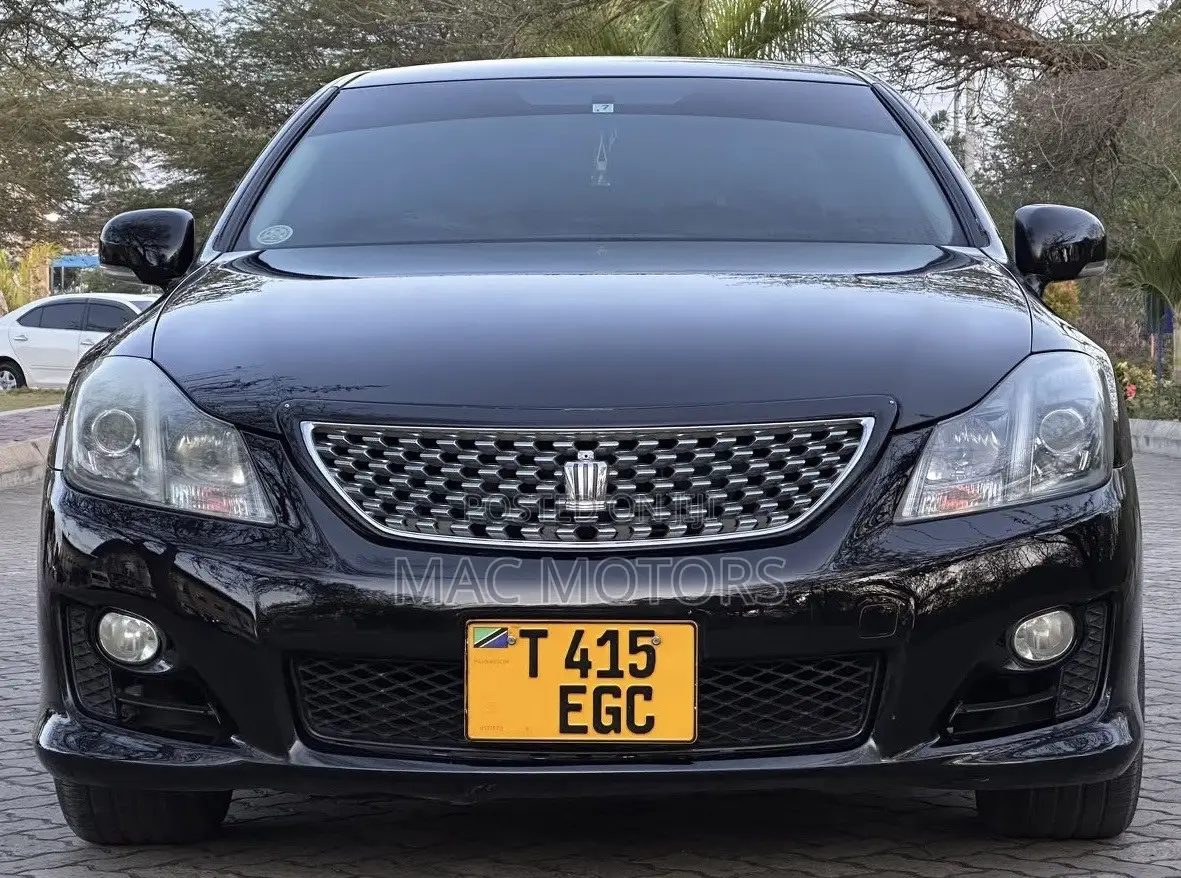 Toyota Crown 2009 Black