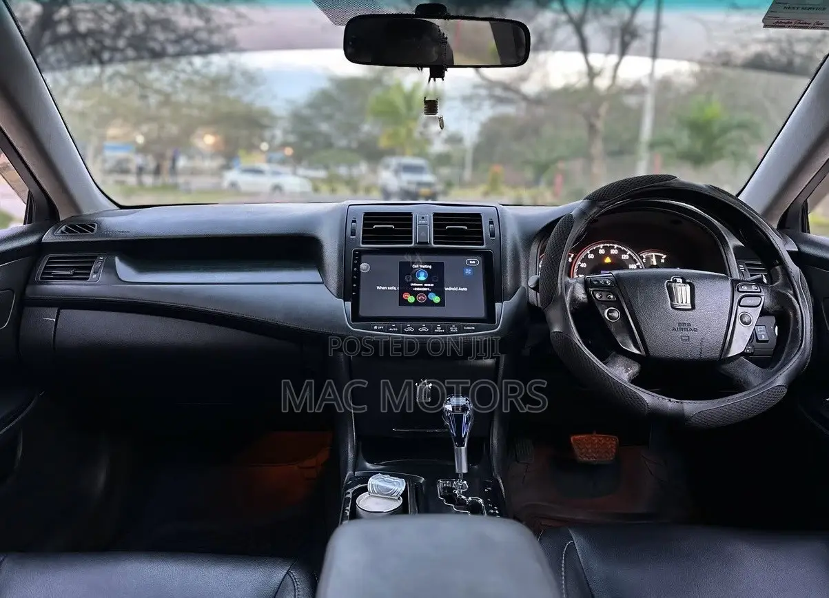 Toyota Crown 2009 Black