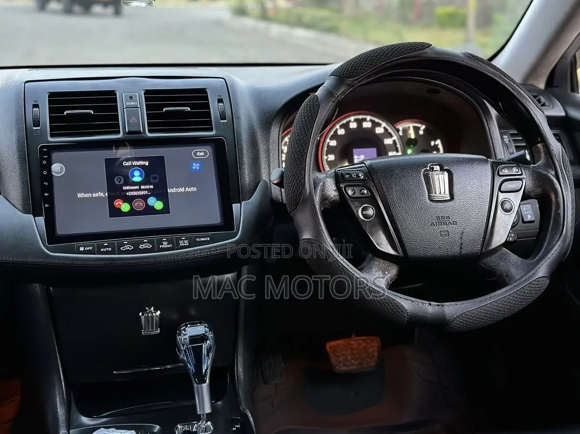 Toyota Crown 2009 Black