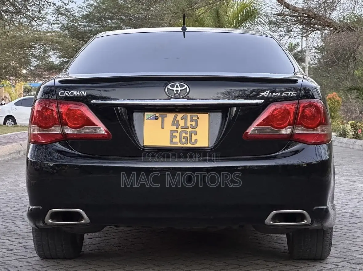 Toyota Crown 2009 Black