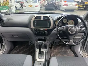 Toyota RAV4 1.8 2005 Silver