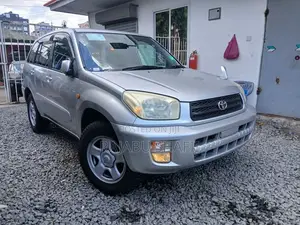 Toyota RAV4 1.8 2005 Silver